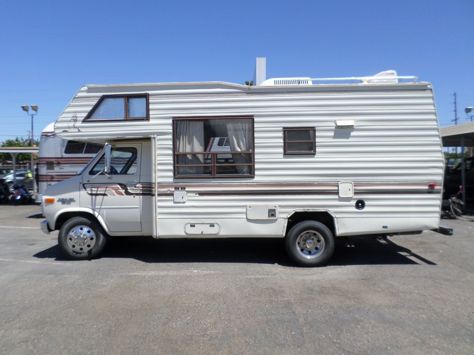 1986 Mallard Sprinter Class C Motorhome