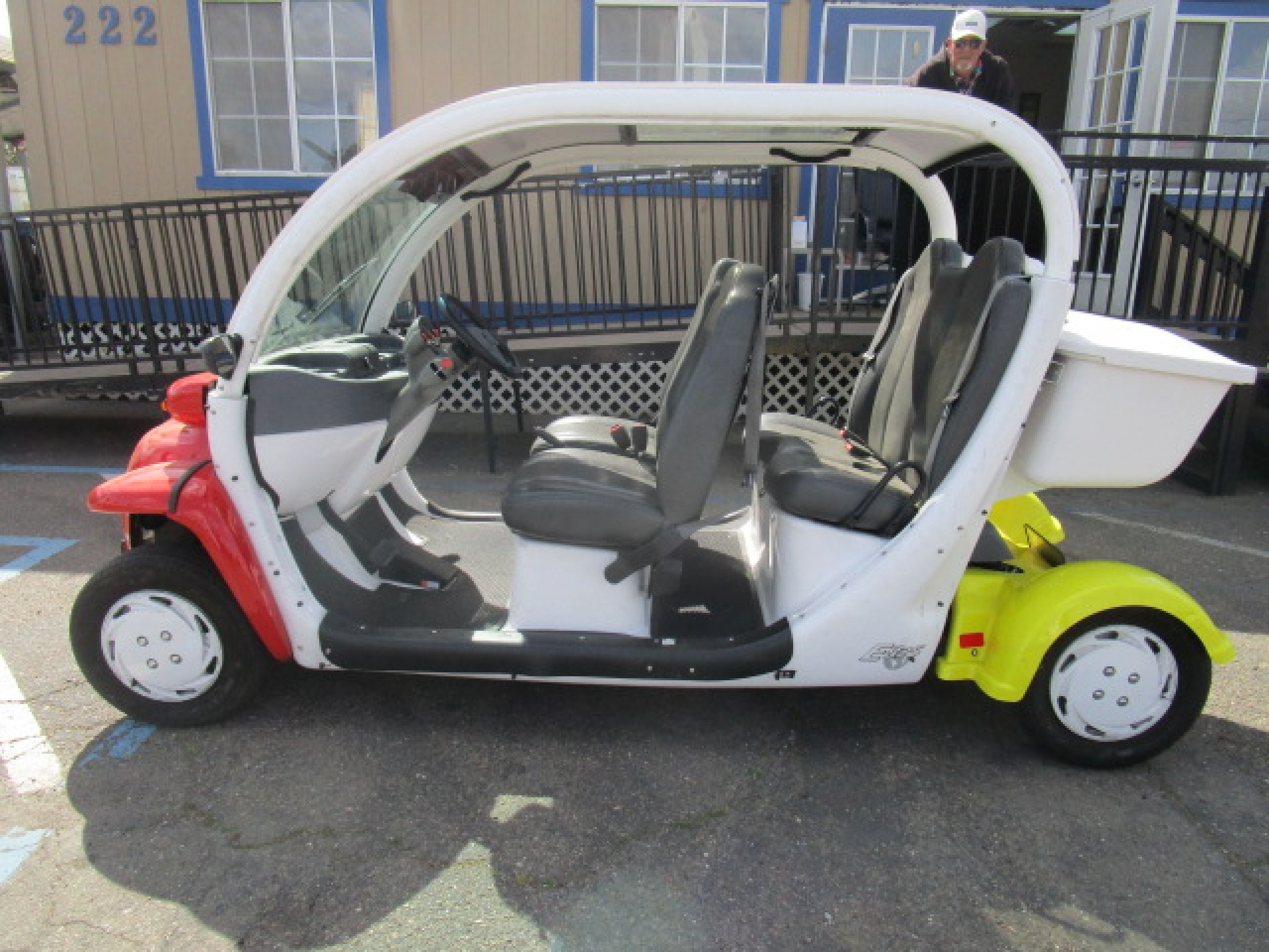 Gem Car 4 Seater 2002
