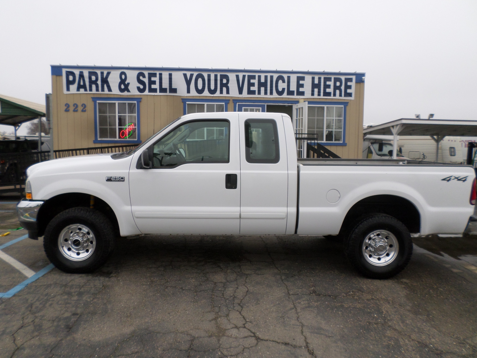 2003 Ford 4X4 Supercab F-250 XLT Shortbed