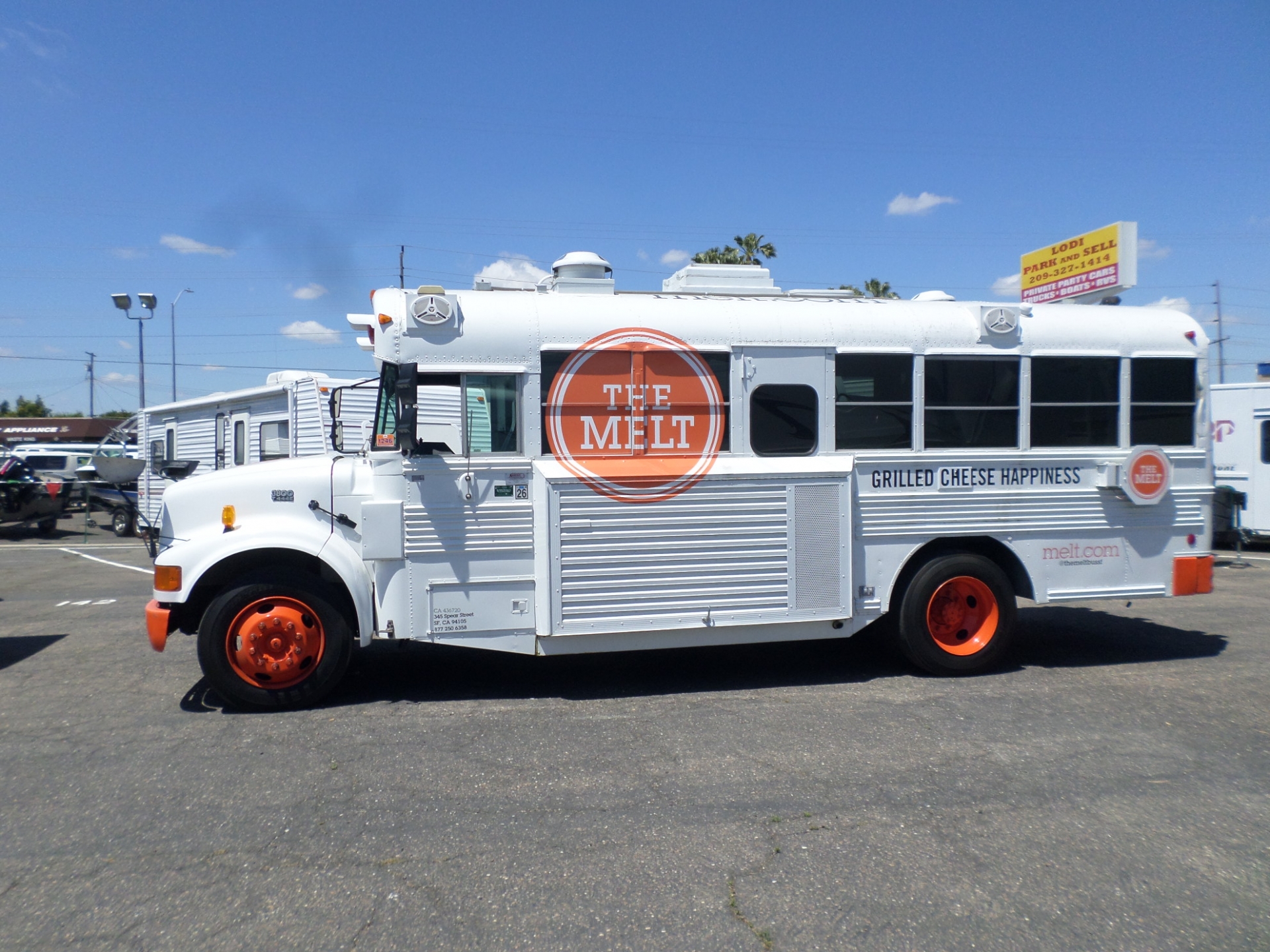 International Blue Bird Food Truck 2004