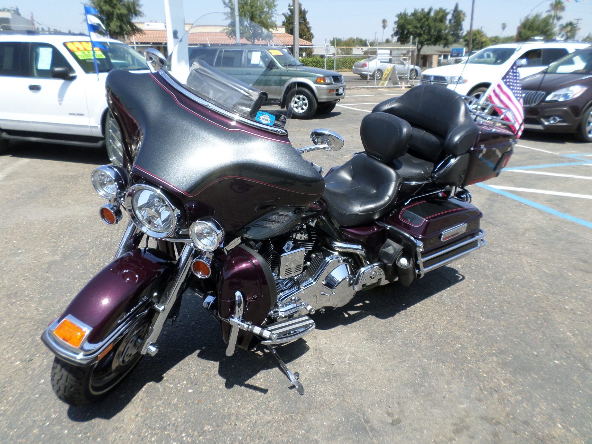 2005 Harley Davidson Ultra Classic Electra Glide Motorcycle