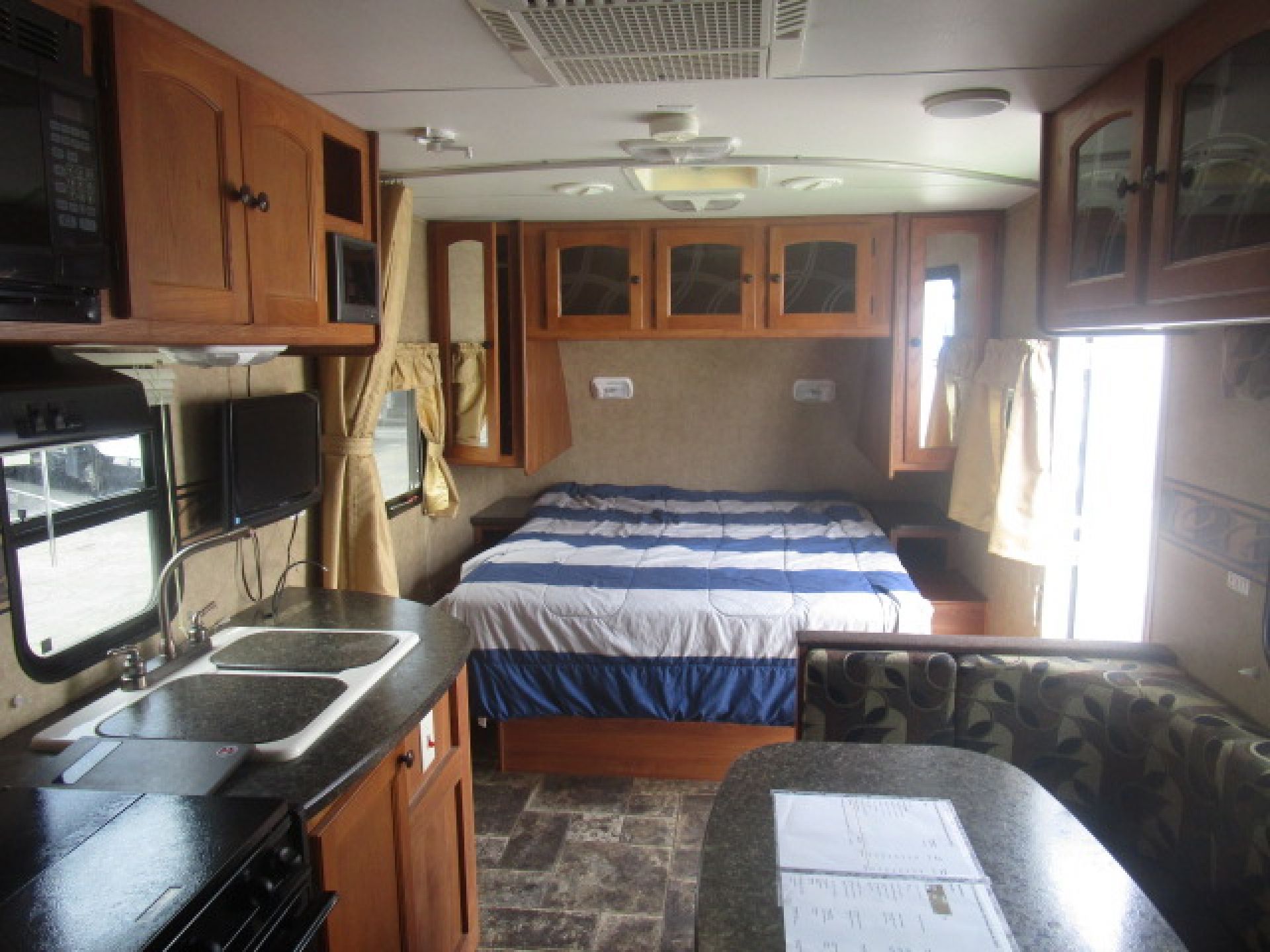 RV for sale 2012 Heartland Travel Trailer North Trail Focus Series 27