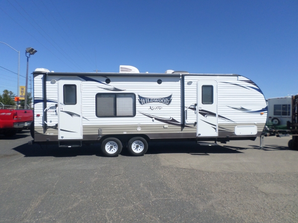 2015 Forest River   23 Wildwood X-Lite