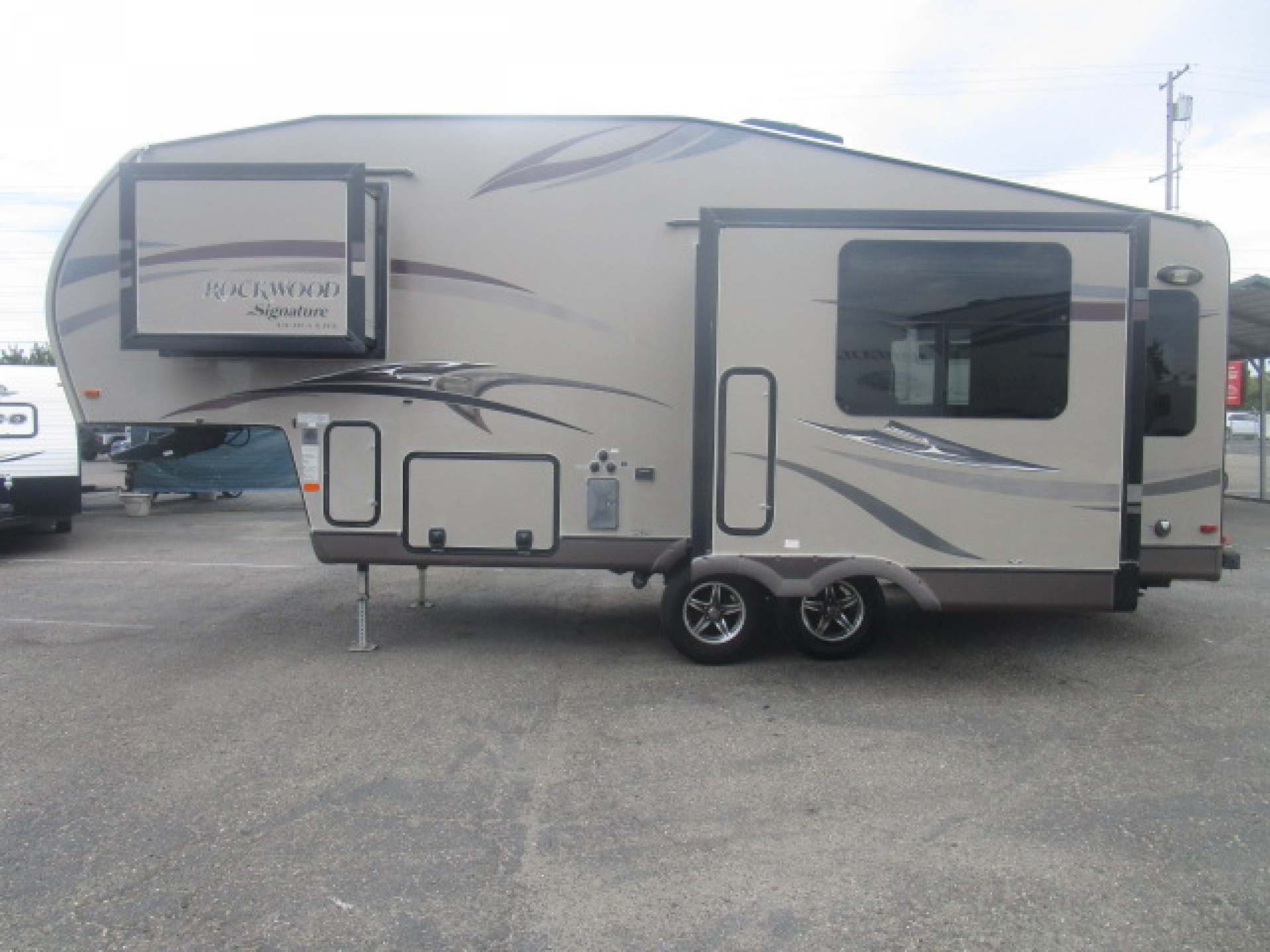 2015 Forest River 5th Wheel Rockwood 8244WS