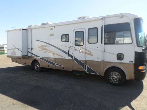 Tiffin Allegro Class A Motorhome 2004