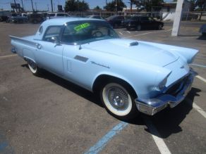 1957 Ford T-Bird Convertible Photo 2