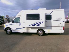 2003 R-Vision Trail Lite B Plus Class B Motorhome  22'