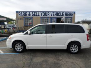 2008 Chrysler Town and Country