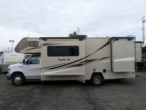 2017 Winnebago Spirit Class C Motorhome