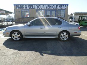 2000 Infiniti I30