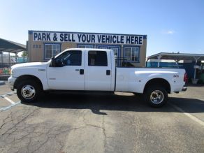 2005 Ford Superduty King Cab F-350 Lariat 4X4 Duallie Photo 1