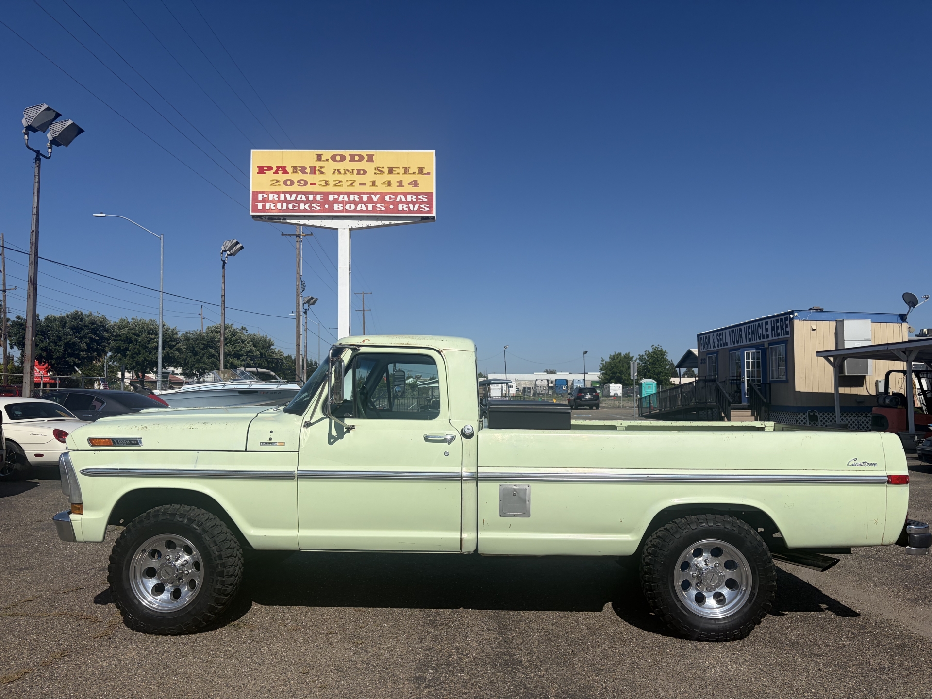 1972 Ford F-250 Camper Special