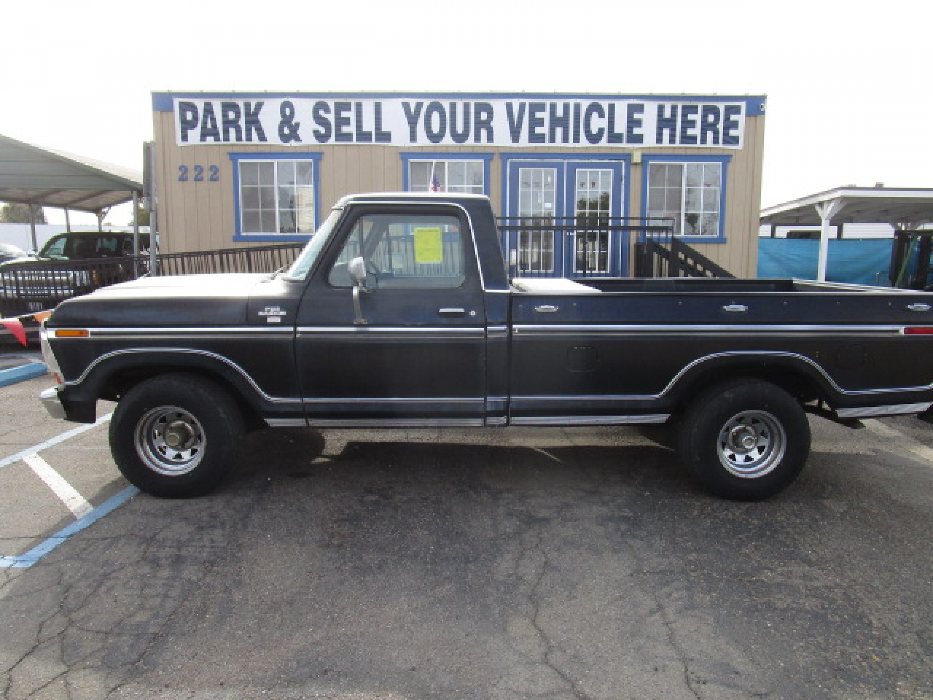 1977 Ford Longbed Truck F-150 XLT Reg Cab