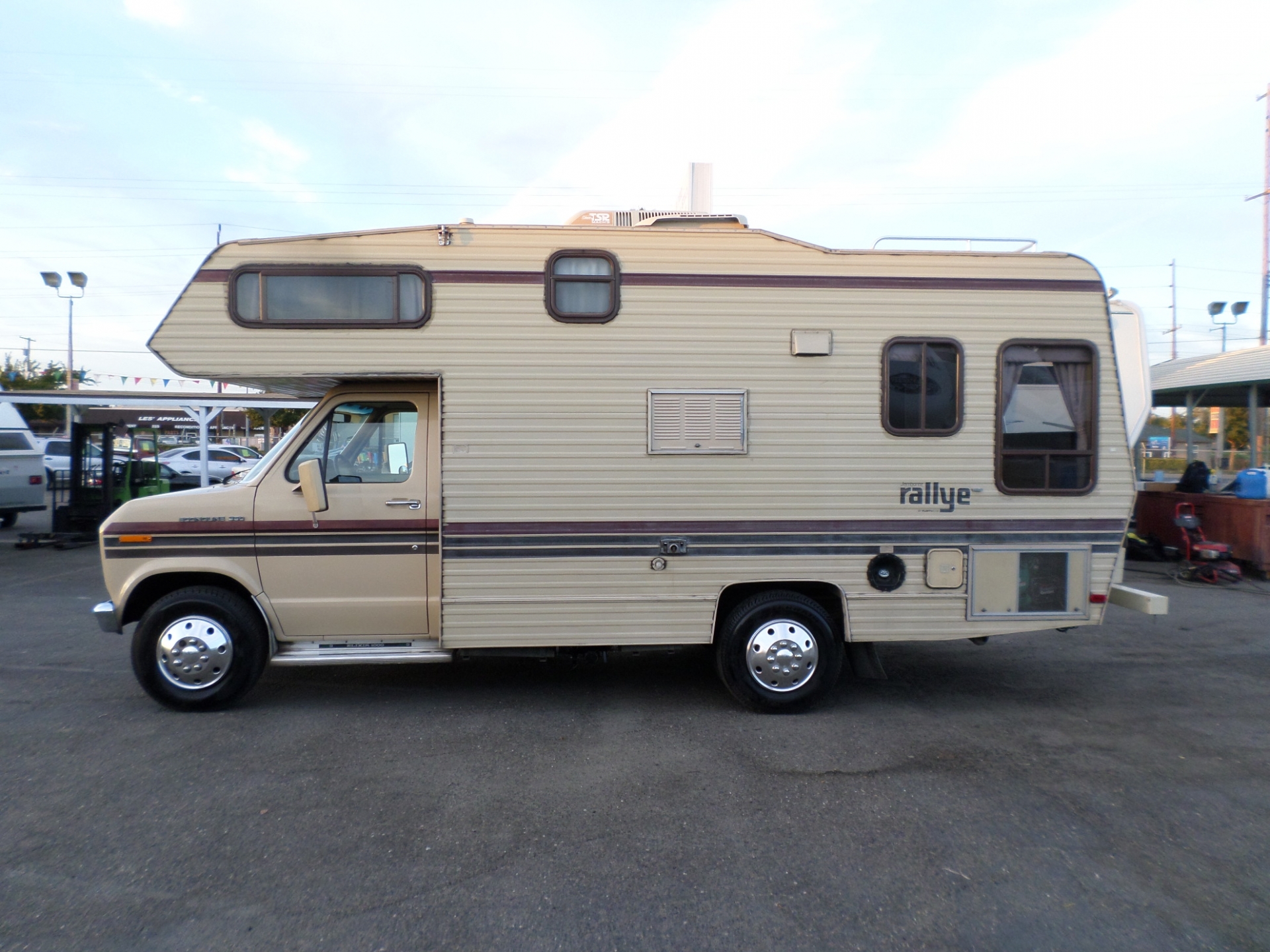 RV for sale 1988 Fleetwood Jamboree Rallye Class C 22' in Lodi