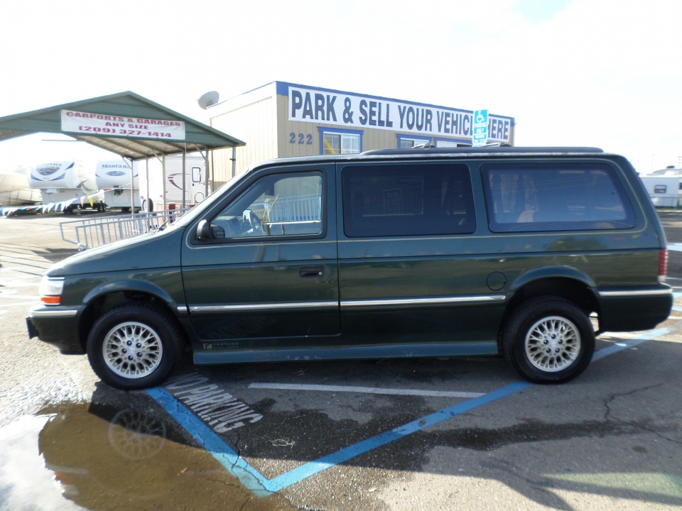 Puno italiano perjudicar Van for sale: 1993 Plymouth Voyager in Lodi Stockton CA - Lodi Park and Sell