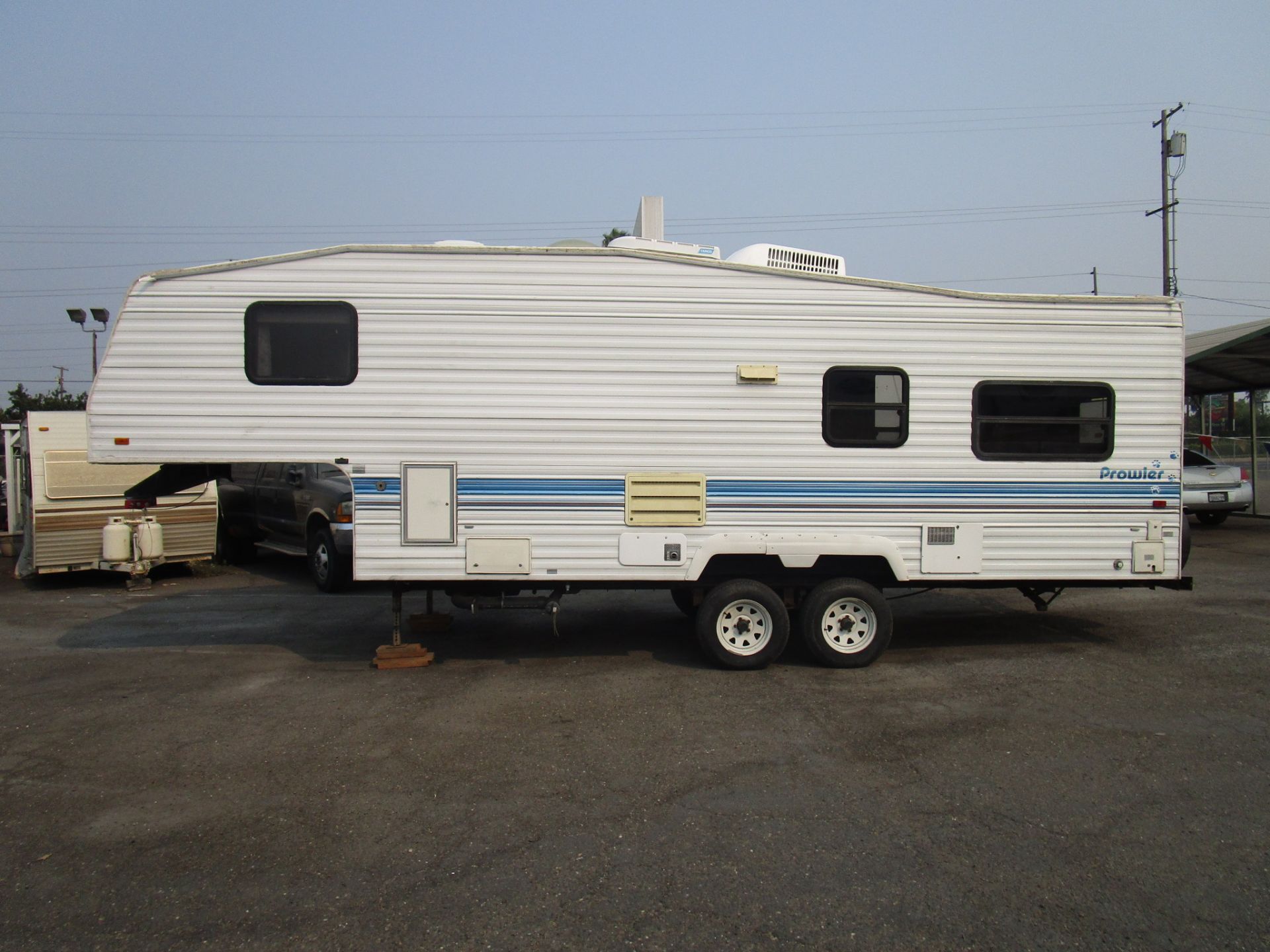 1995 award travel trailer manual