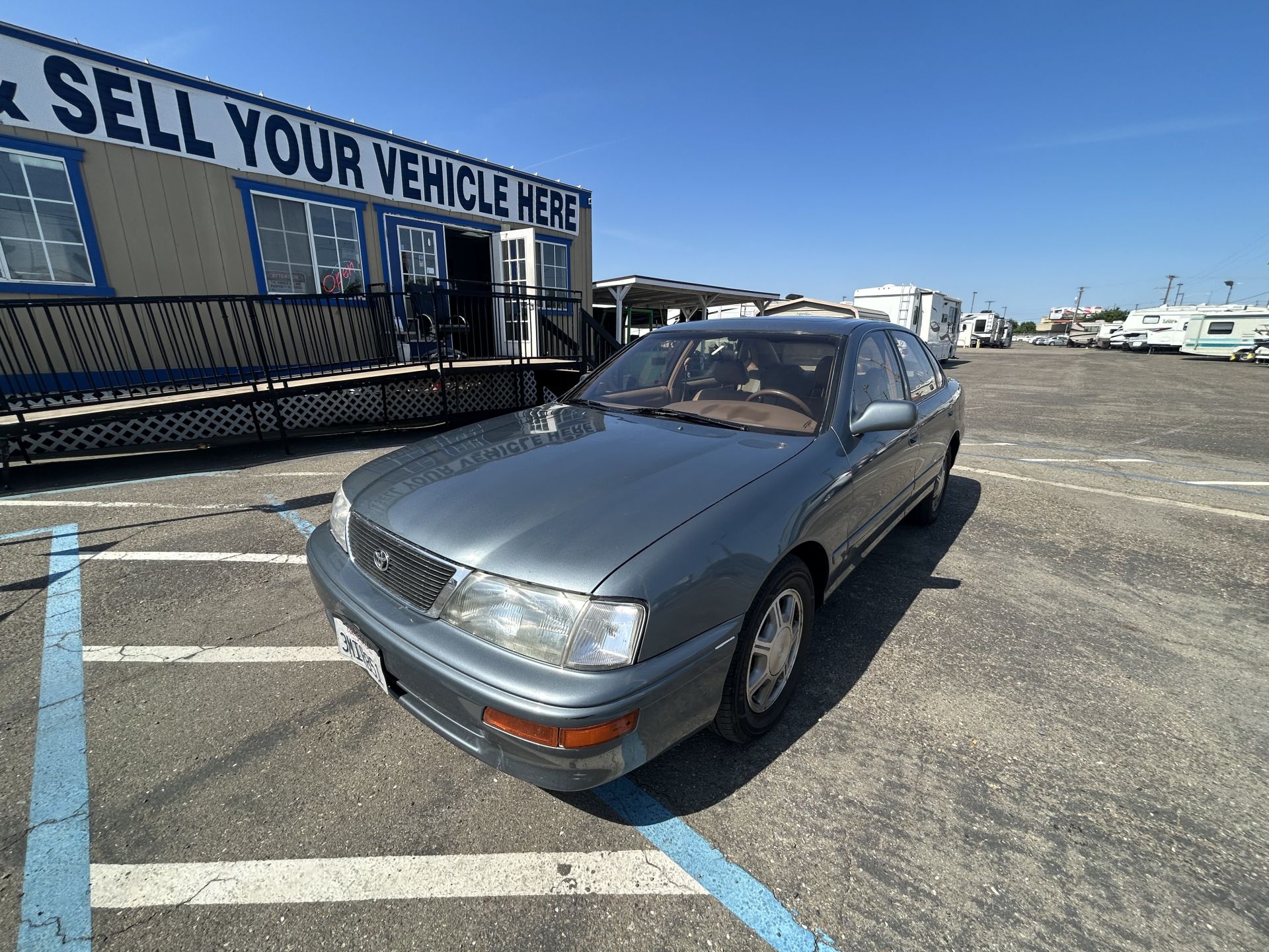 Car for sale 1995 Toyota Avalon XLS in Lodi Stockton CA Lodi Park