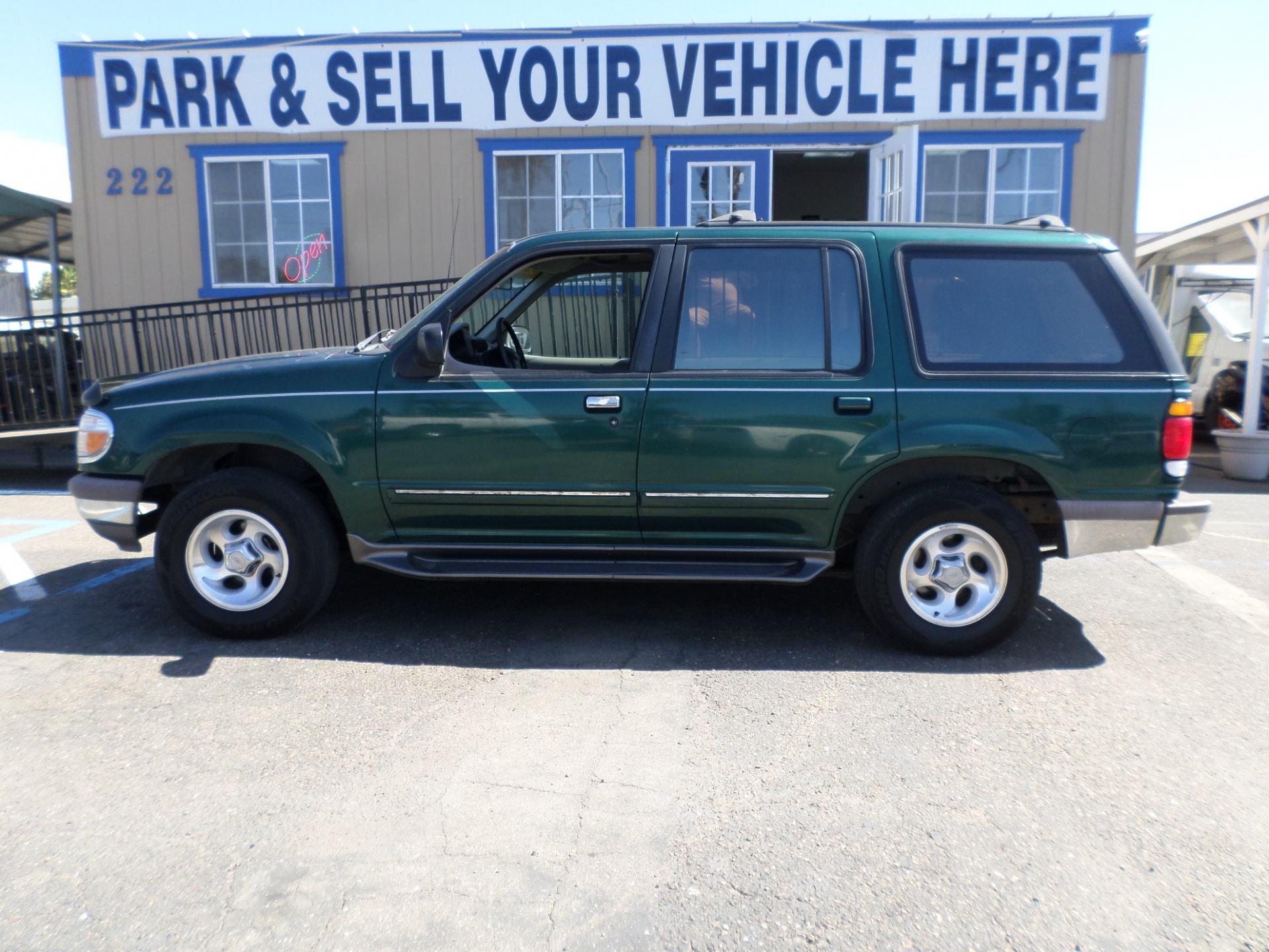 SUV for sale 1996 Ford Explorer 4x4 in Lodi Stockton CA Lodi Park