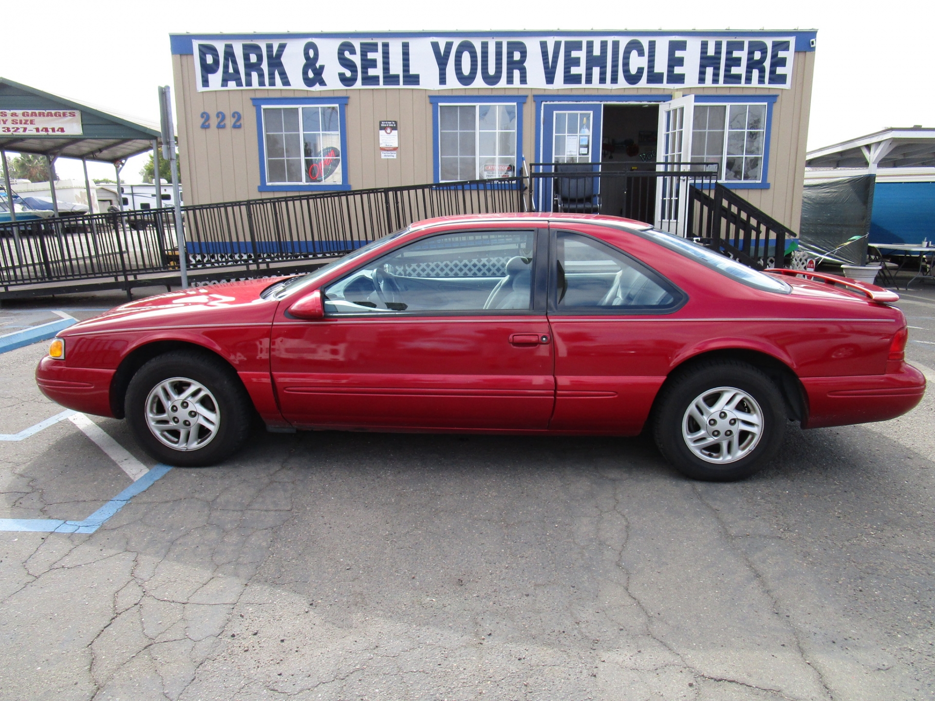 1996 Ford Thunderbird