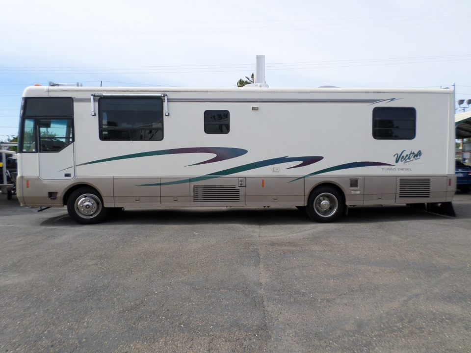 RV for sale 1996 Winnebago Vectra Grand Tour 36WA Diesel Pusher 36' in