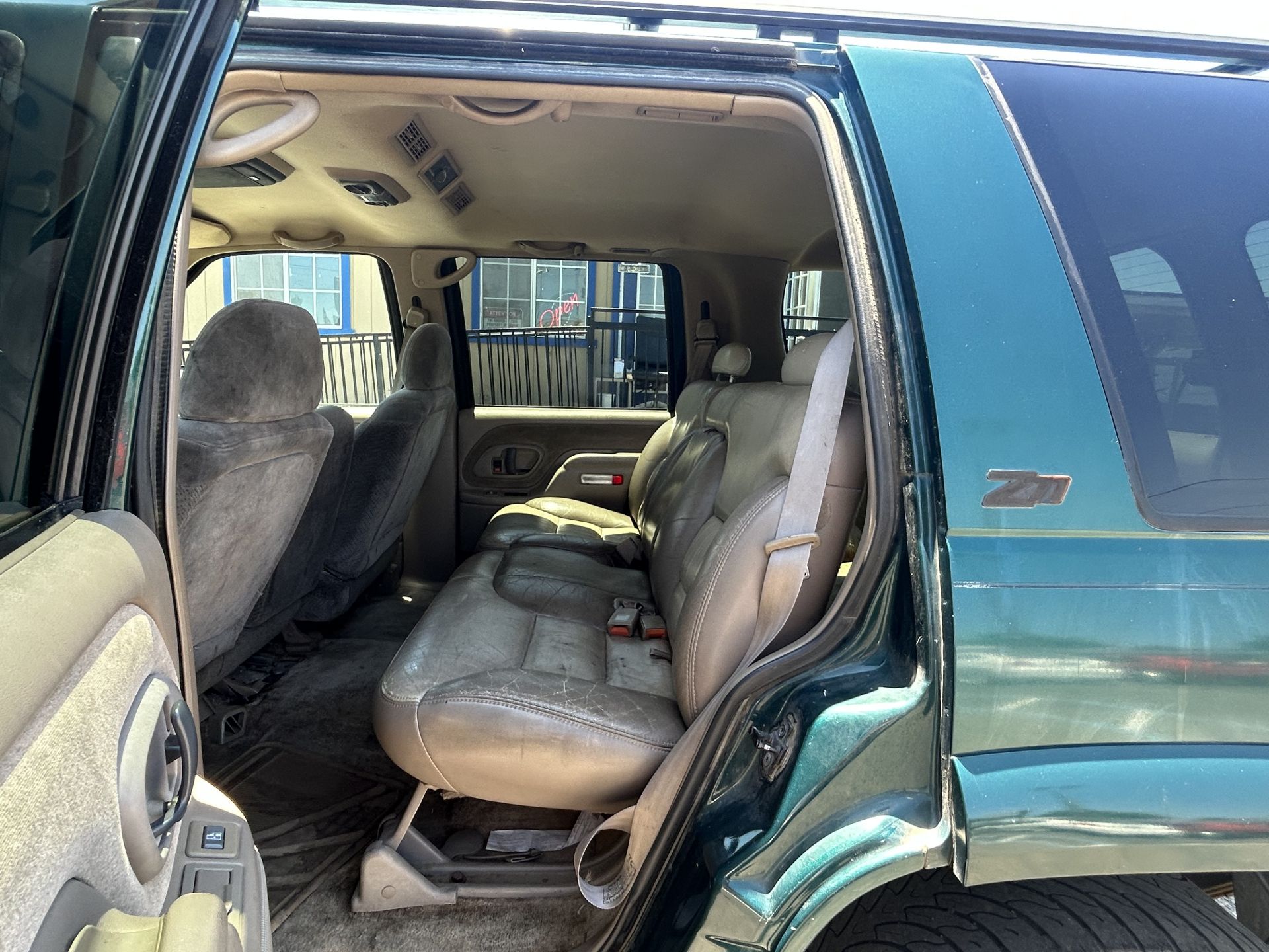 suv-for-sale-2000-chevy-tahoe-z71-1500-series-in-lodi-stockton-ca