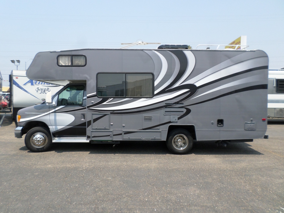 RV for sale 2001 Ford Catalina Coachmen Class C 24'