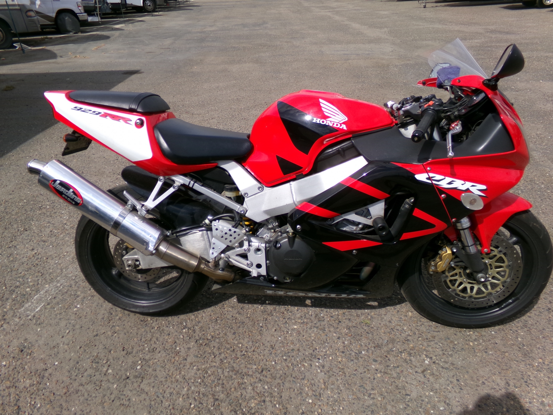 2001 Honda CVR 929