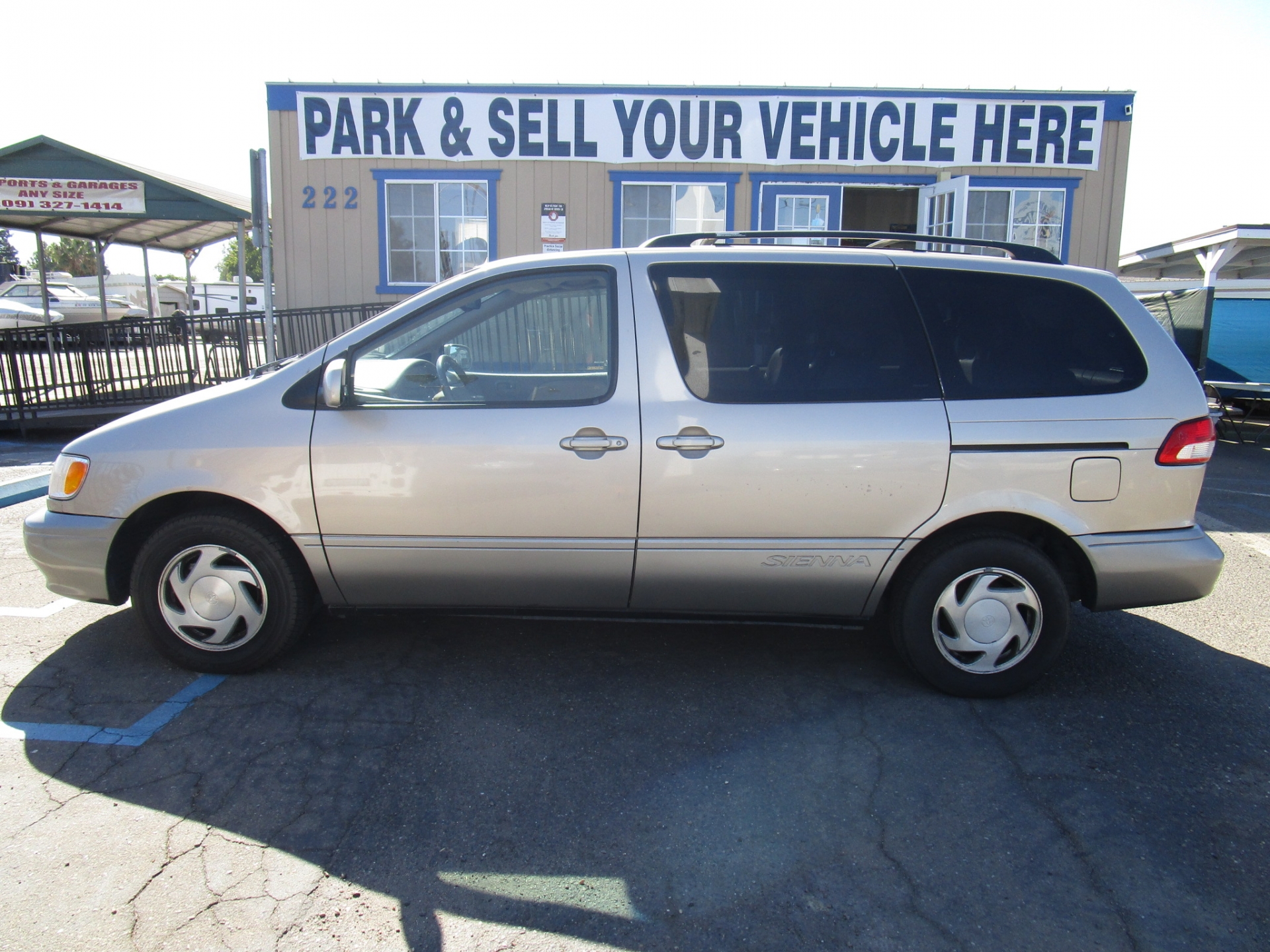 2002 Toyota Sienna XLE