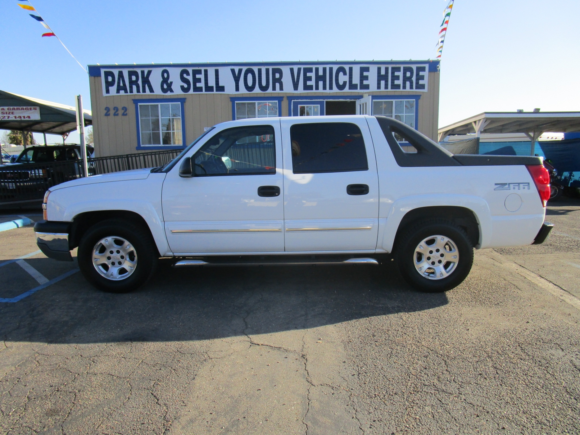 2003 Chevrolet Avalanche Z66