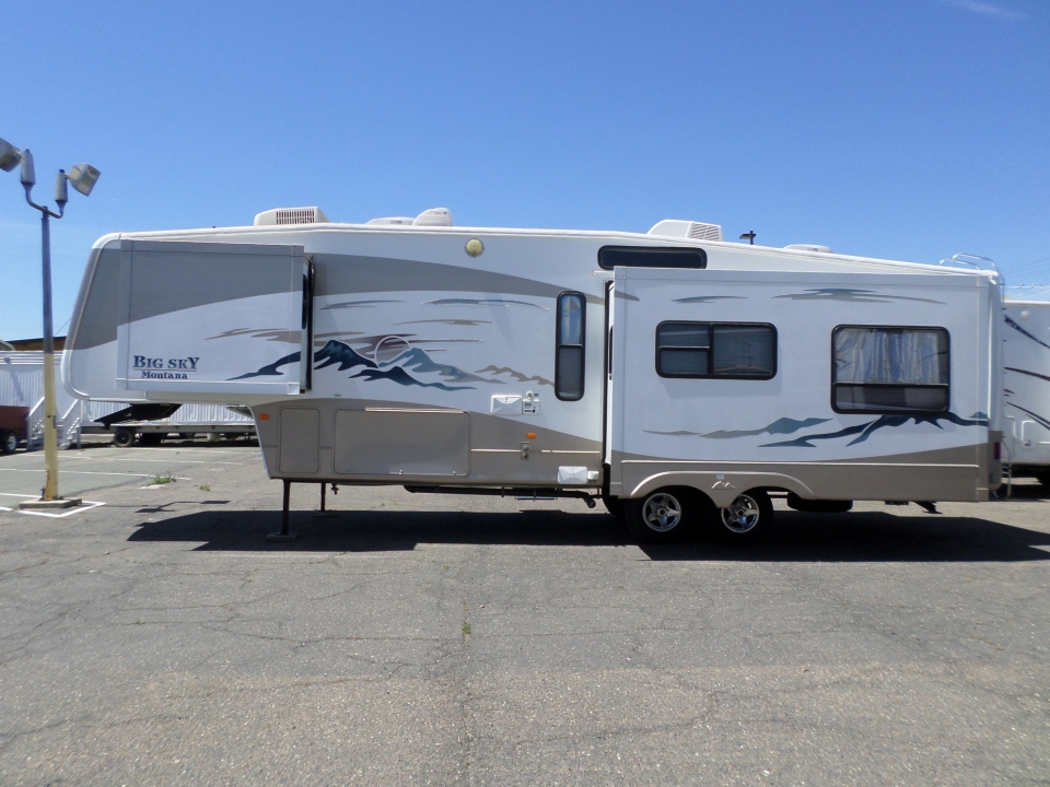 2003 Montana 5th Wheel For Sale