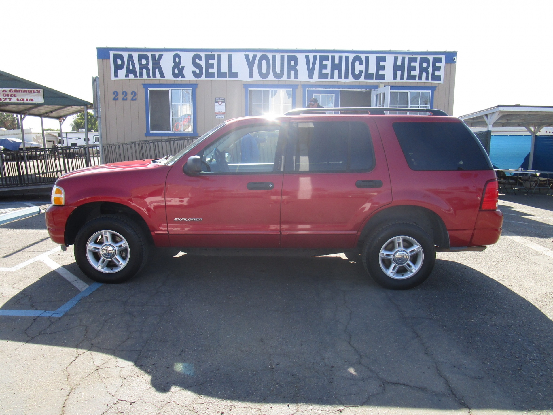 2004 Ford Explorer XLT