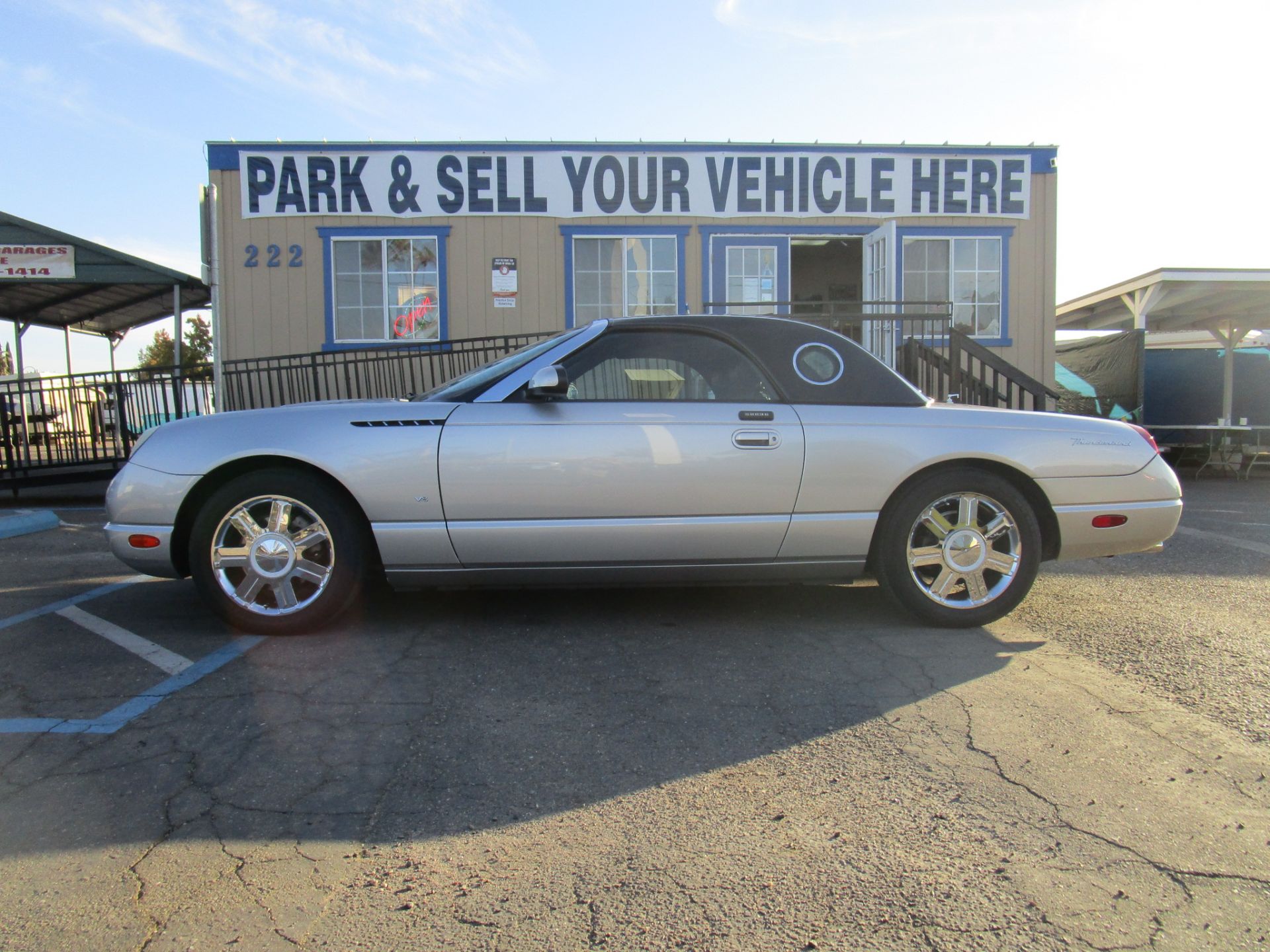 2004 Ford Thunderbird Premium