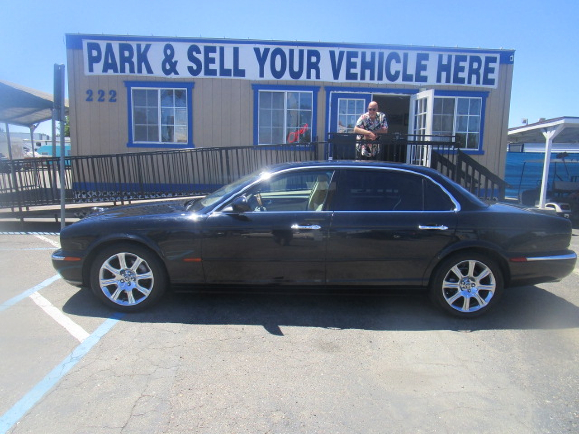 2005 Jaguar XJ8L 4 Door Sedan