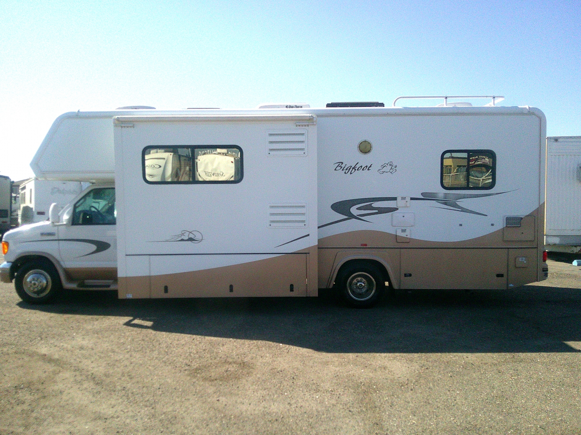 2007 Bigfoot Class C Motorhome