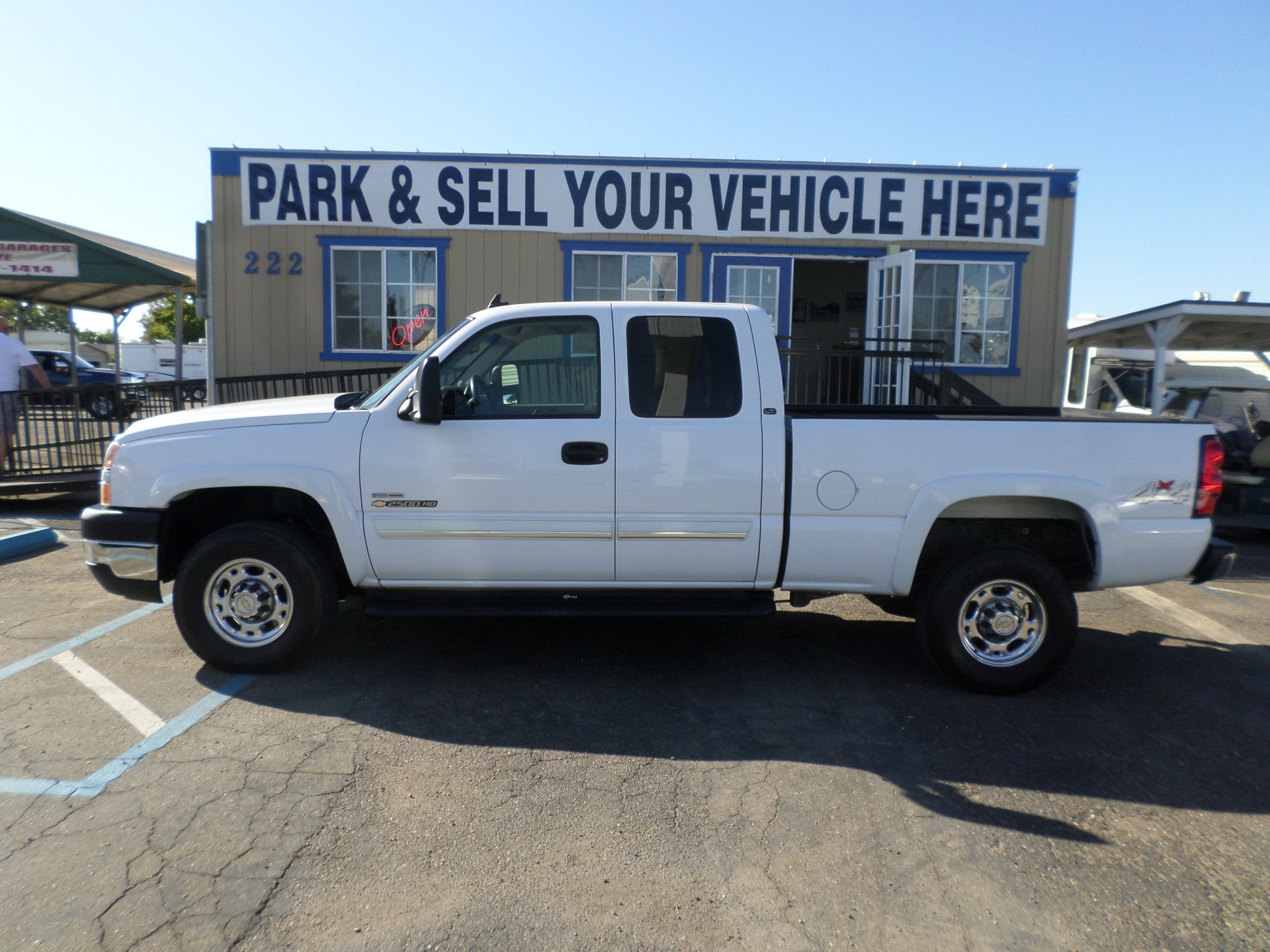 Truck for sale 2007 Chevrolet Silverado HD2500 Duramax Diesel 4x4 in