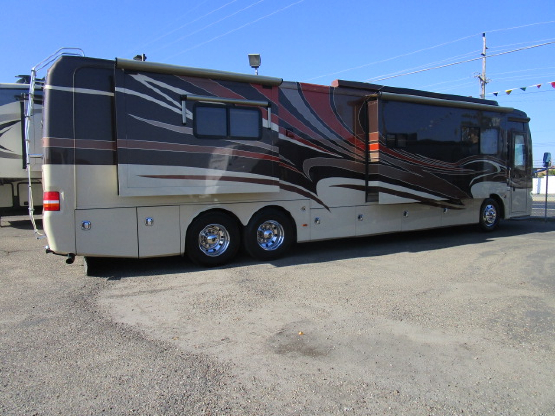 2009 Monaco 42ft Class A Camelot Diesel Pusher