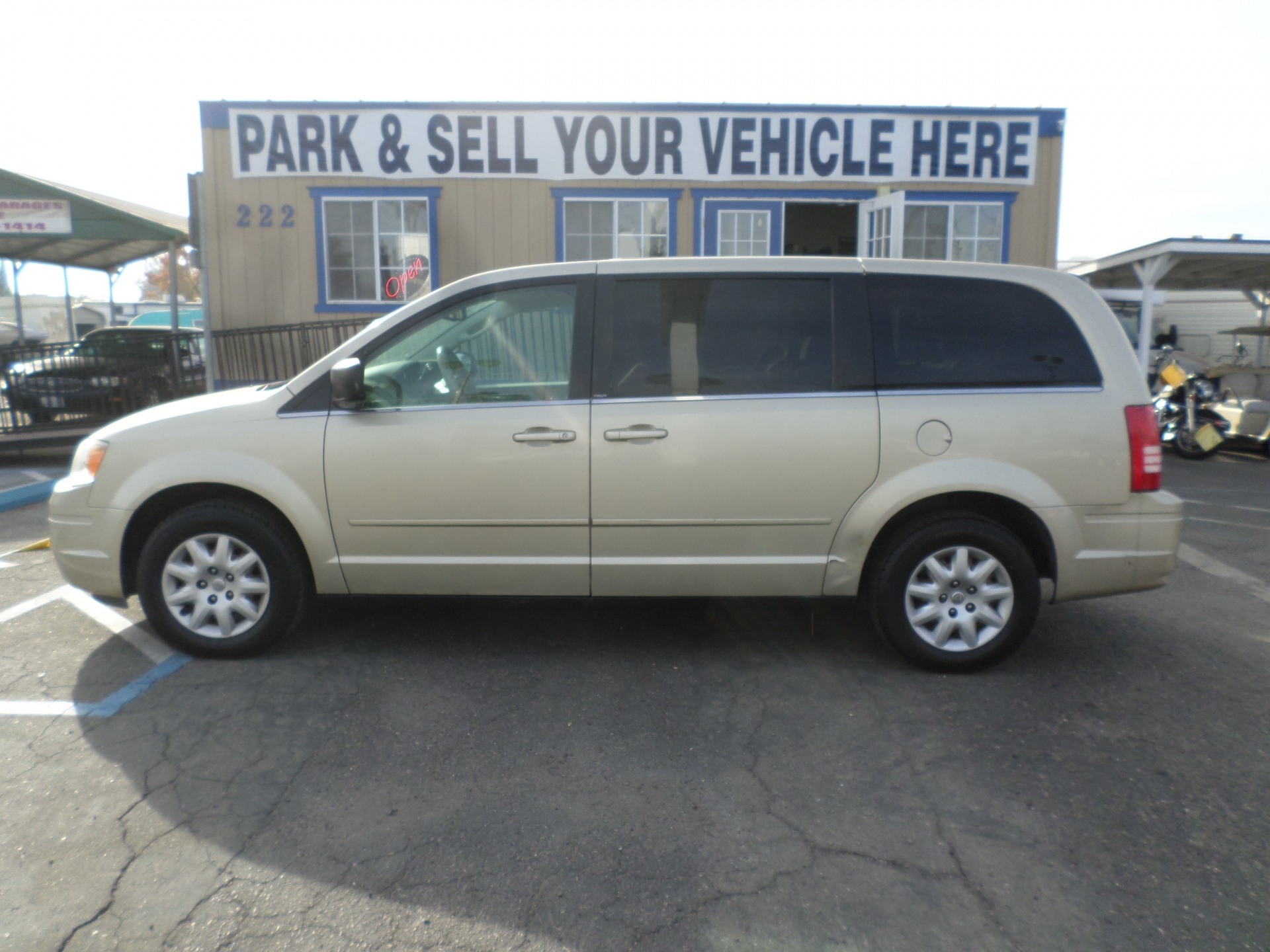 2010 Chrysler Town and Country