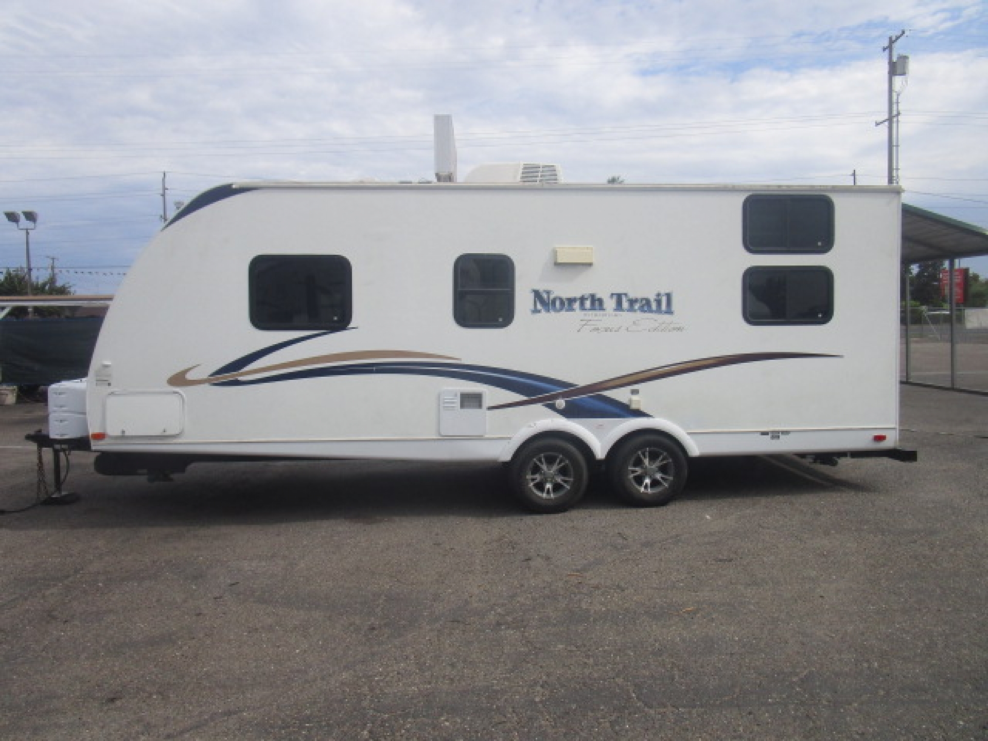 2012 Heartland Travel Trailer North Trail Focus Series