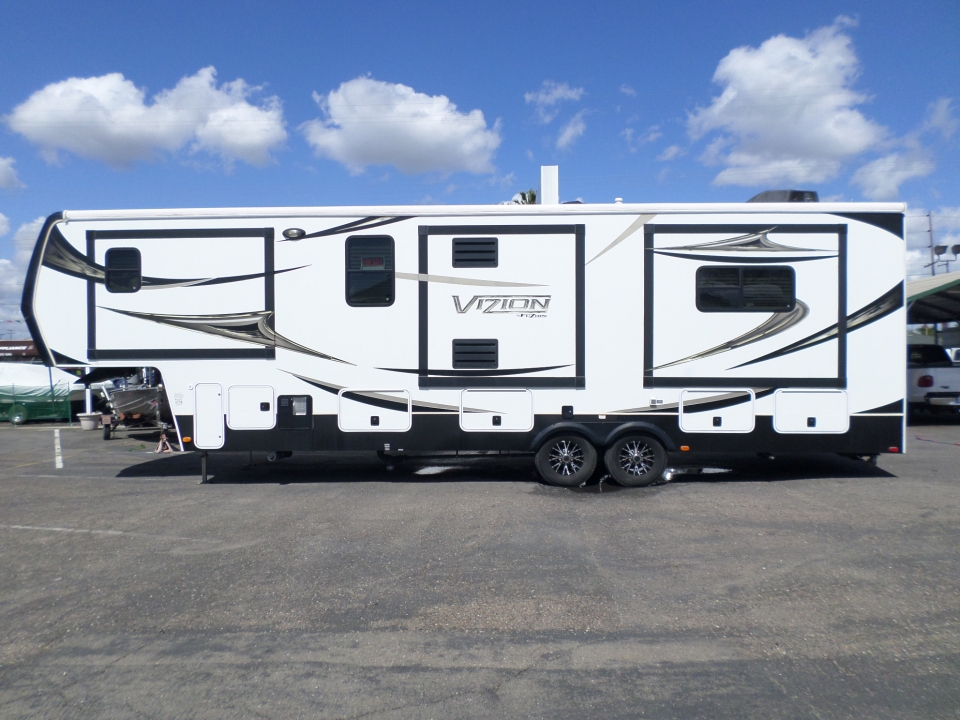 RV for sale 2012 Keystone Vizion 3544 Fifth Wheel 36' in Lodi Stockton