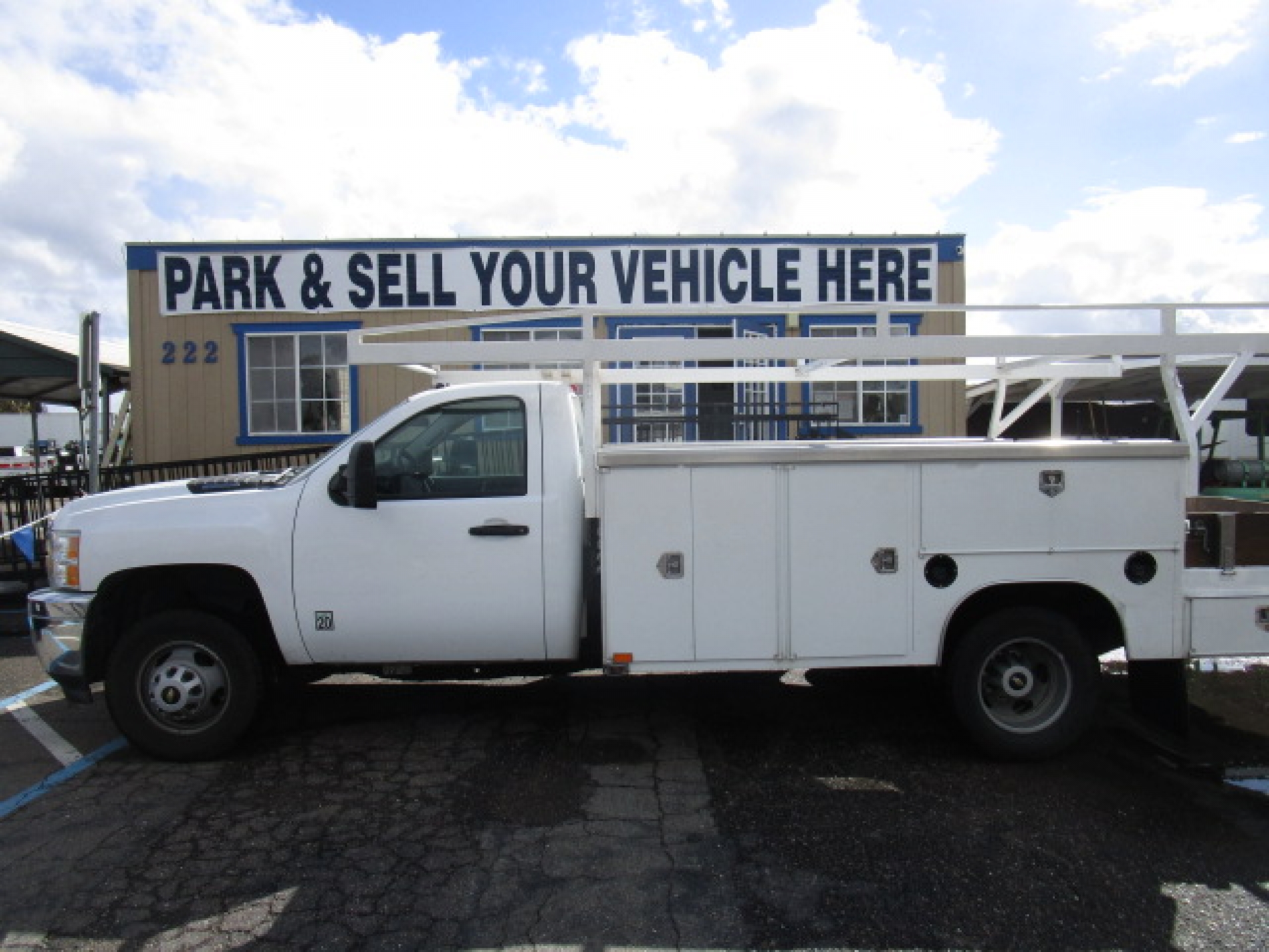 2013 Chevrolet 3500 Utility Work Truck