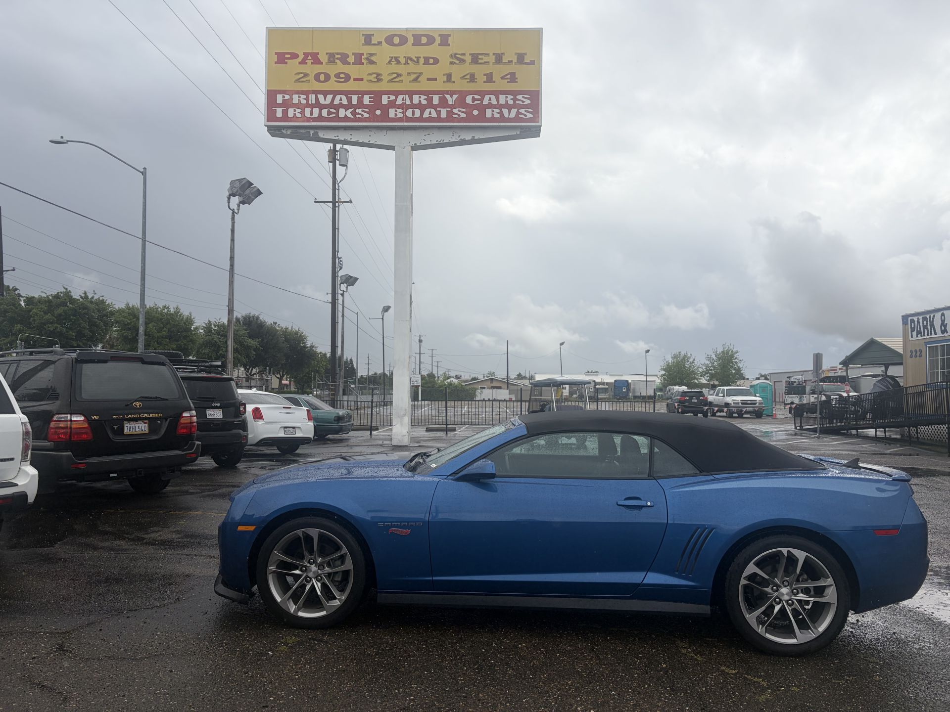 2013 Chevy Camaro Convertible Hot Wheels Edition