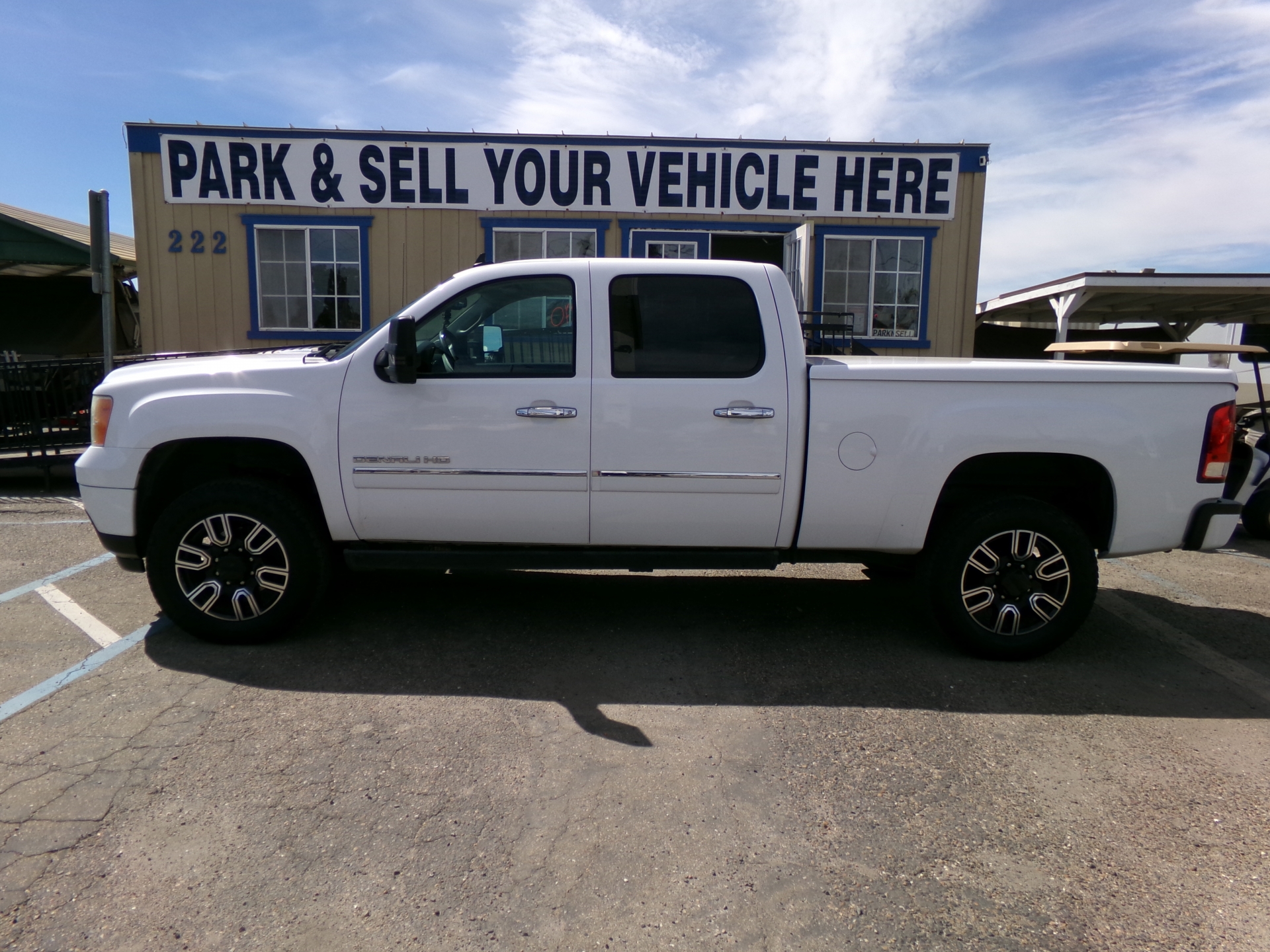 2013 GMC Crew Cab Short Bed 4X4 2500HD Sierra Denali Duramax