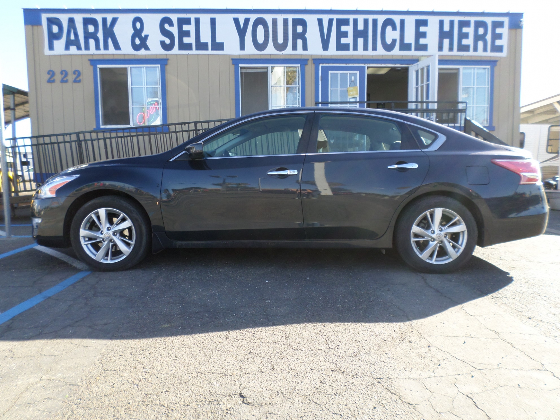 Truck for sale: 1997 Nissan King Cab SE Short Bed Pickup Truck in Lodi