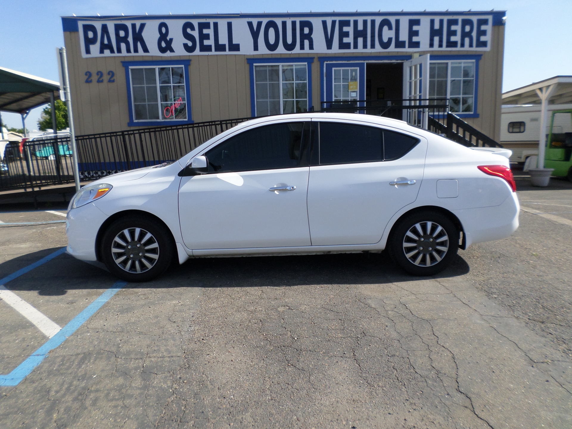 Car for sale 2014 Nissan Versa SV in Lodi Stockton CA Lodi Park and Sell