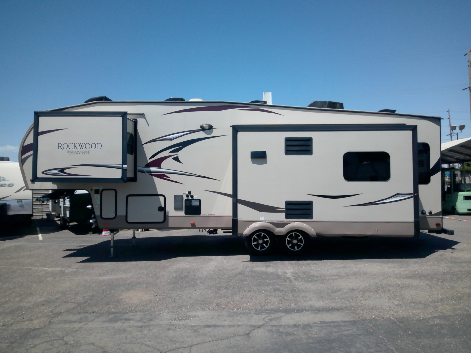 RV for sale: 2021 Forest River 5th Wheel Rockwood Ultra-lite 36.5' in Lodi  Stockton CA - Lodi Park and Sell