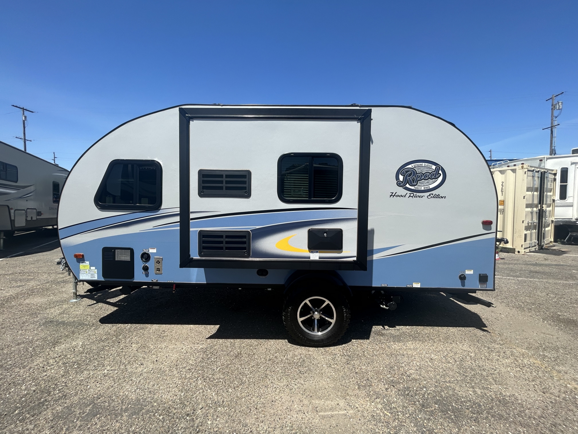 RV for sale 2015 RPOD 176 Hood River Edition 18' in Lodi Stockton CA