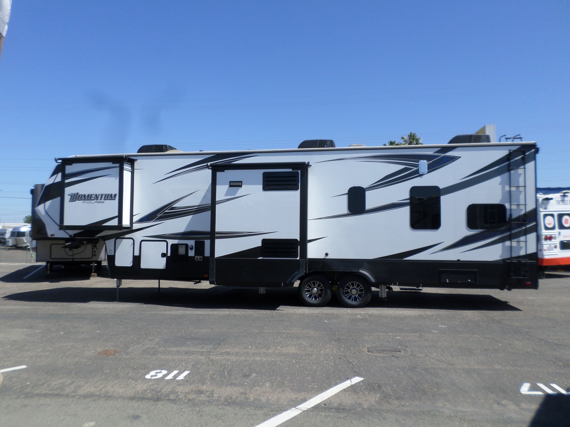 2017 Grand Design Momentum M350 5th Wheel Toy hauler