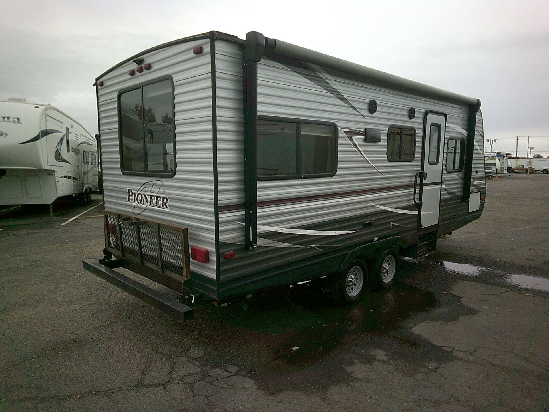 RV for sale 2018 Pioneer RD21 Travel Trailer 21' in Lodi Stockton CA