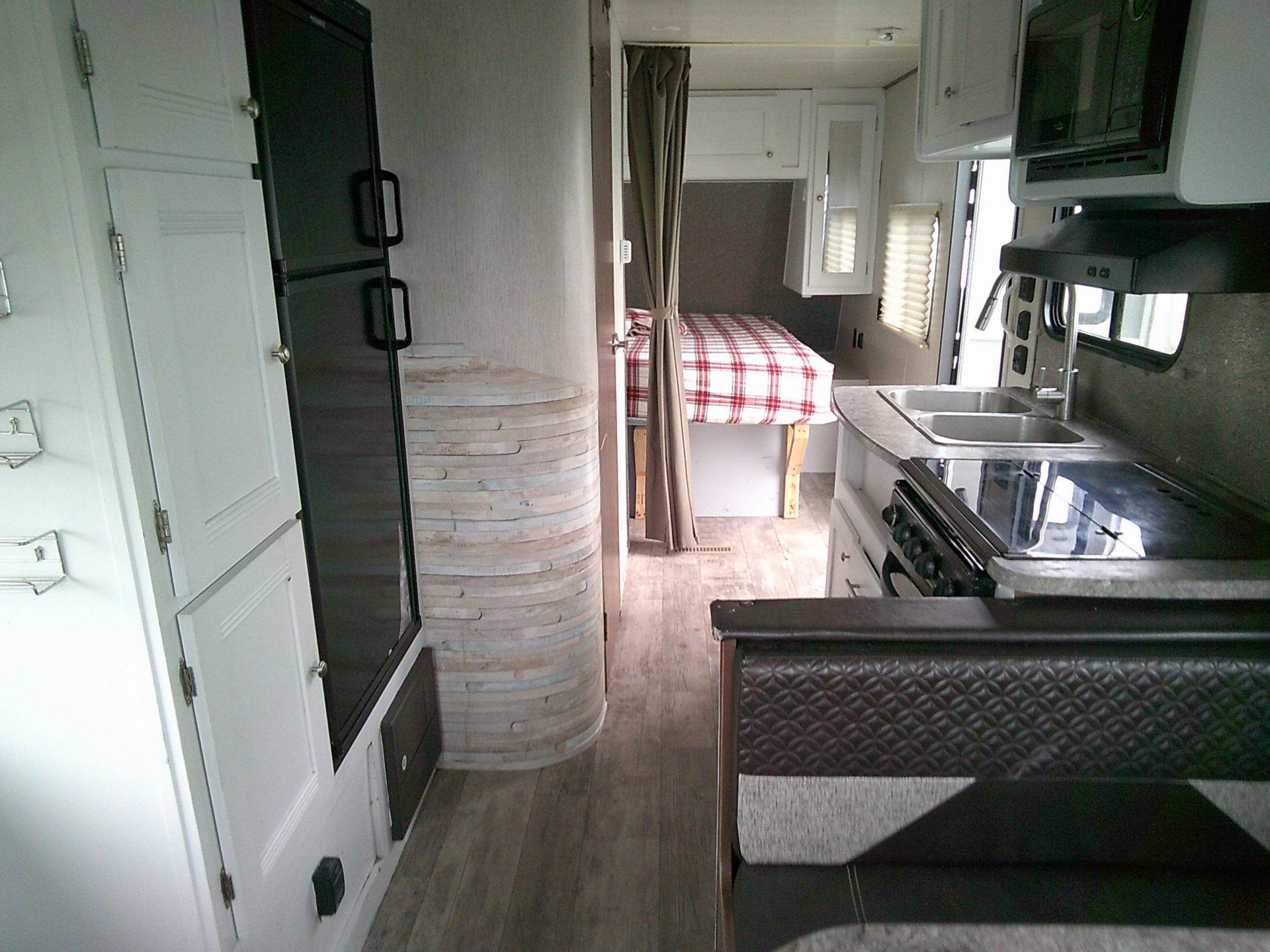 RV for sale: 2018 Pioneer RD21 Travel Trailer 21' in Lodi Stockton CA ...