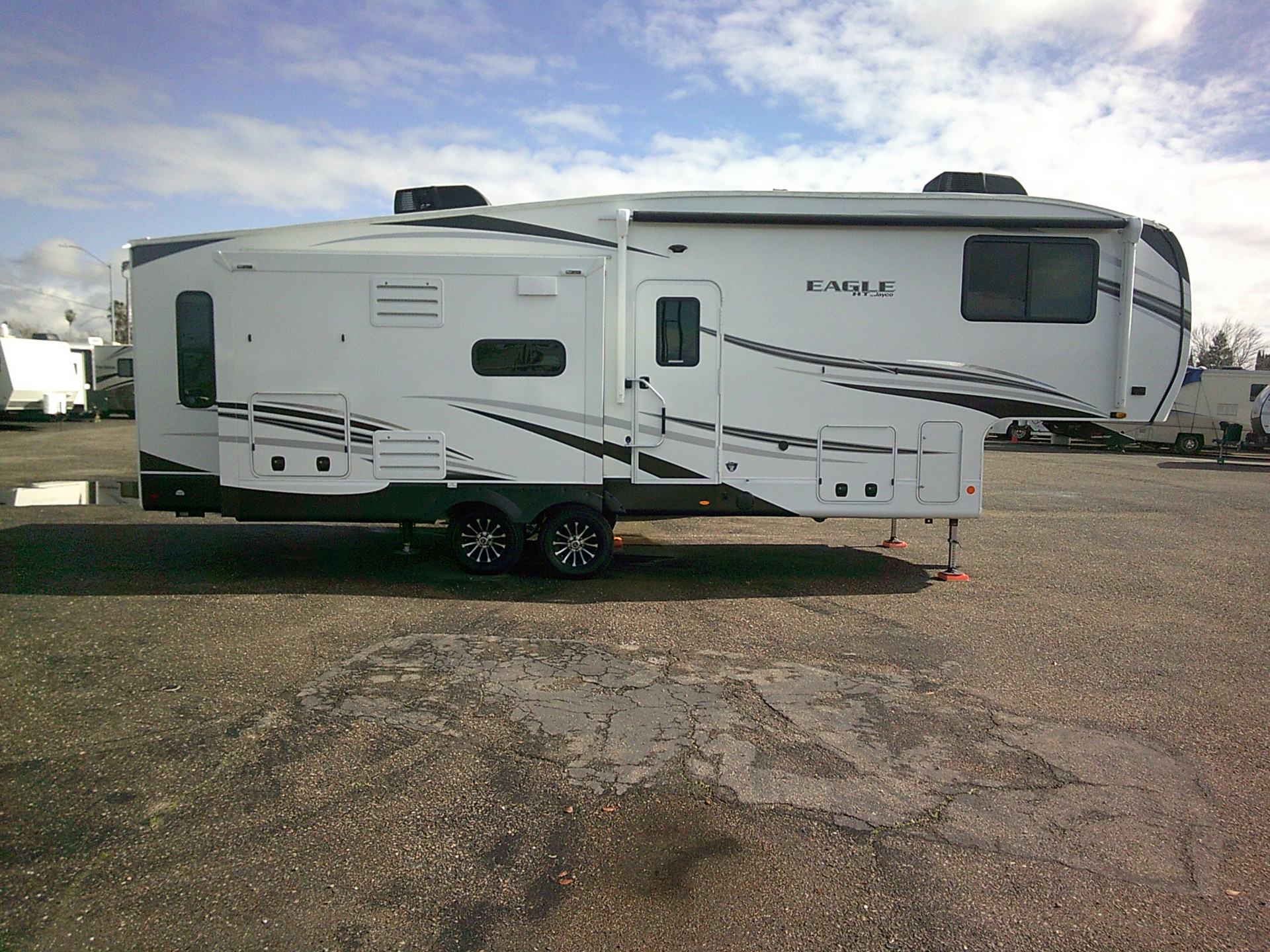 2023 Jayco Eagle 27RS Fifth Wheel Trailer